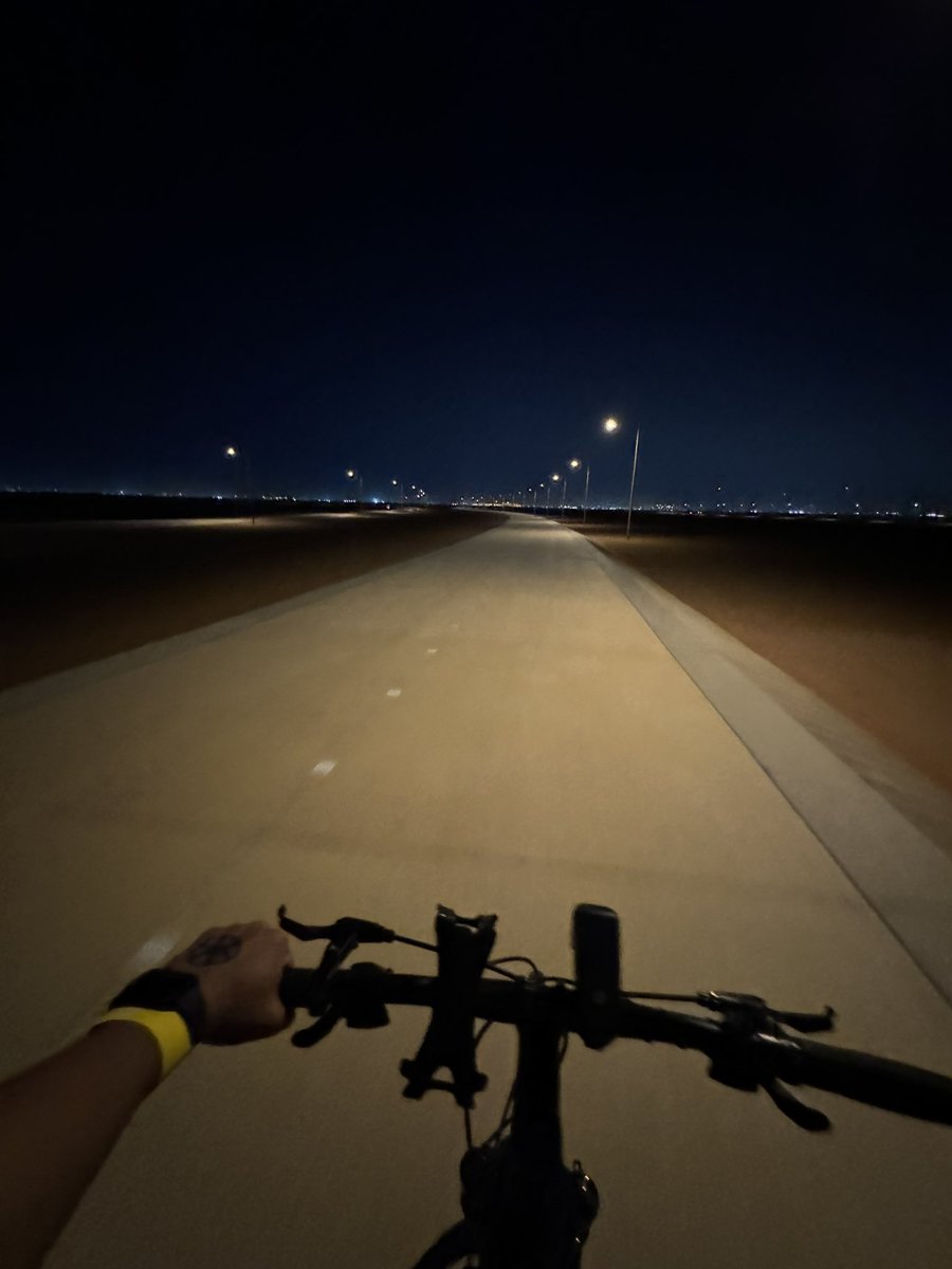scisaud's tweet photo. Sand Dunes Festival, Day 1 ✅
31.4km 🚴🏼 https://t.co/ZHoWXfxjpj