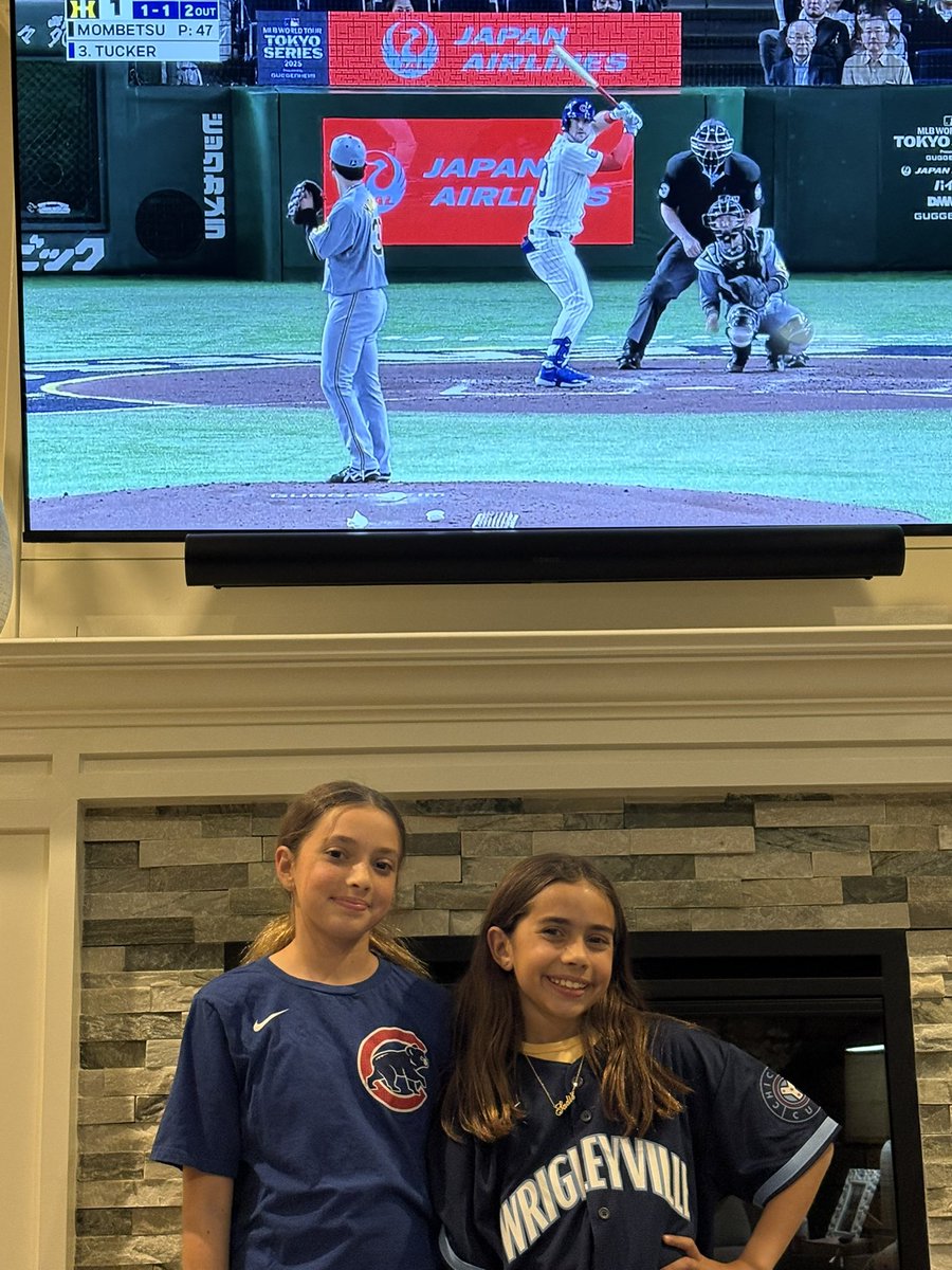 TCougoule21's tweet photo. Watching the Cubs from AZ #TokyoSeries @WatchMarquee @voiceofcohen2 https://t.co/z0MwoPIFyb