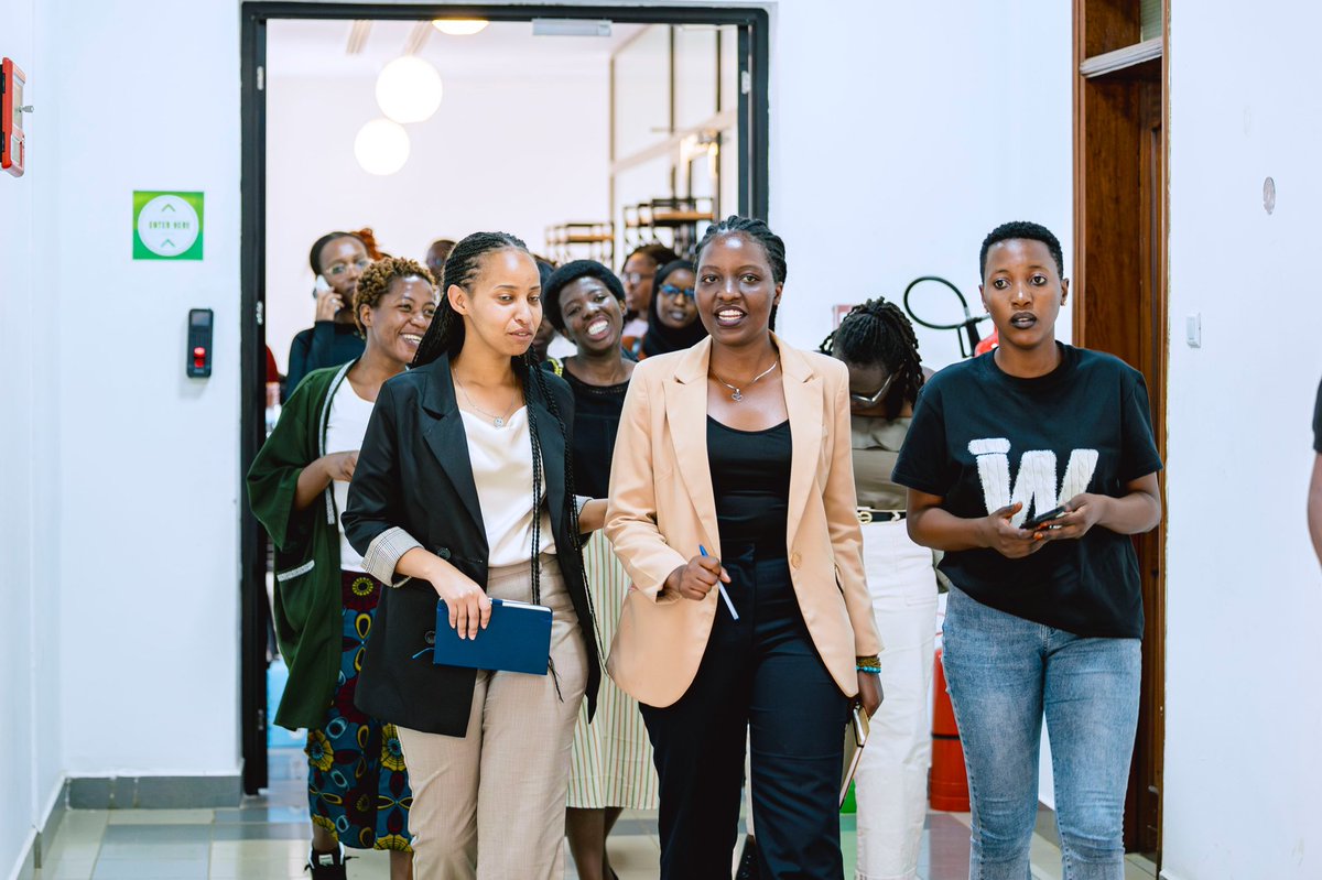 Racheal250's tweet photo. I'm incredibly grateful to be part of this amazing community of young women innovators. Sharing stories, celebrating successes, and building connections at #YouthCafe 
that's what entrepreneurship is all about https://t.co/nxG9np6myU