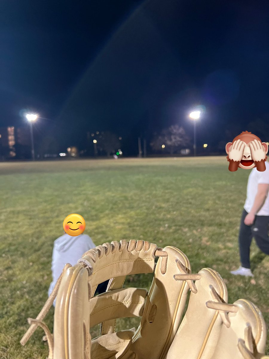 HubertsLeftNut's tweet image. Nothing like some last night ball with the guys. Hosers flying left and right. #fourseamfastball #mooseknuckles