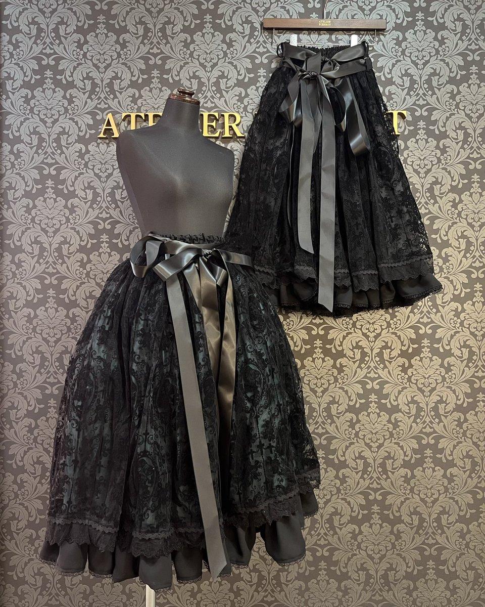 🌹新作入荷情報🌹 【Triple*fortune】 骸骨少女スカート ￥17,490(税込
