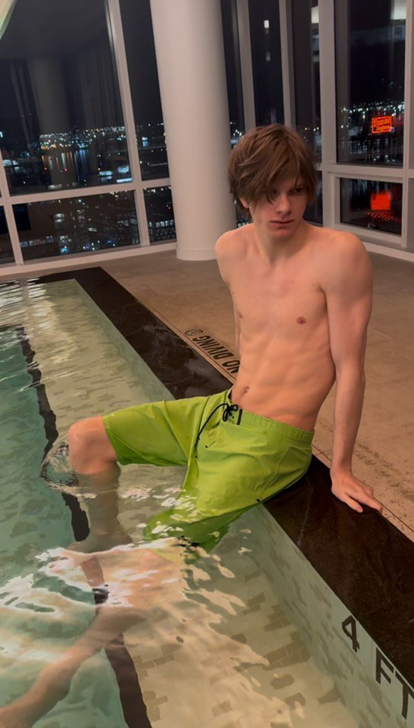 Shane Hall tweet media