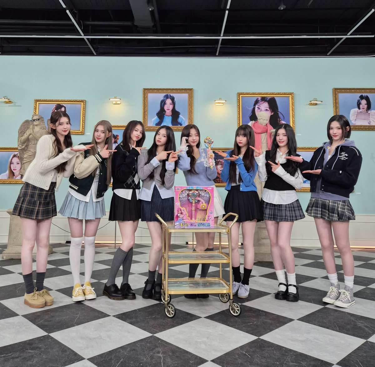 Hearts2Hearts's tweet photo. 𝗉𝗂𝗇𝗄 𝖻𝗅𝗈𝗈𝖽 𝟣🩷🩷%

#Hearts2Hearts #하츠투하츠 #H2H https://t.co/dMYsC0Zx9f