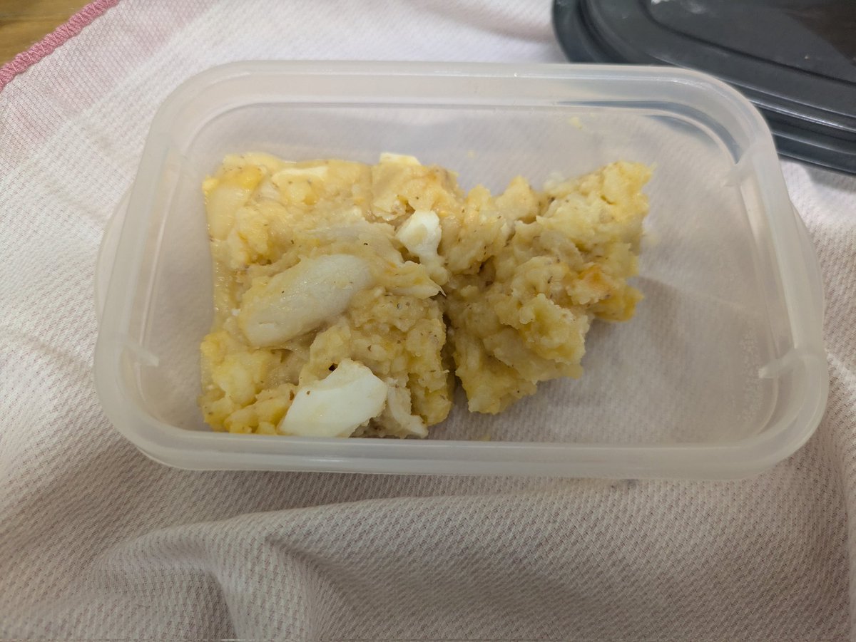 cinamon52688970's tweet image. 無水カレー173日目🍛🍛
#ダイエット垢さんと繋がりたい 
#ダイエットのモチベーション 
#ダイエット一緒に頑張ってくれる人RT 
#ダイエッターさんと繋がりたい 
#ダイエット仲間募集中 
#無水カレー
#ポテト
#じゃがいも
#メークイン
#玄米
#ジャスミン米