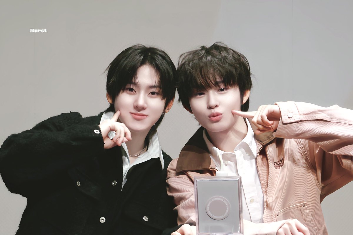Burstkye's tweet photo. 250309 블루드림미디어
#계훈 #케이주 #킥플립 
#Kyehoon #Keiju #KickFlip https://t.co/UPSLCTlBo0