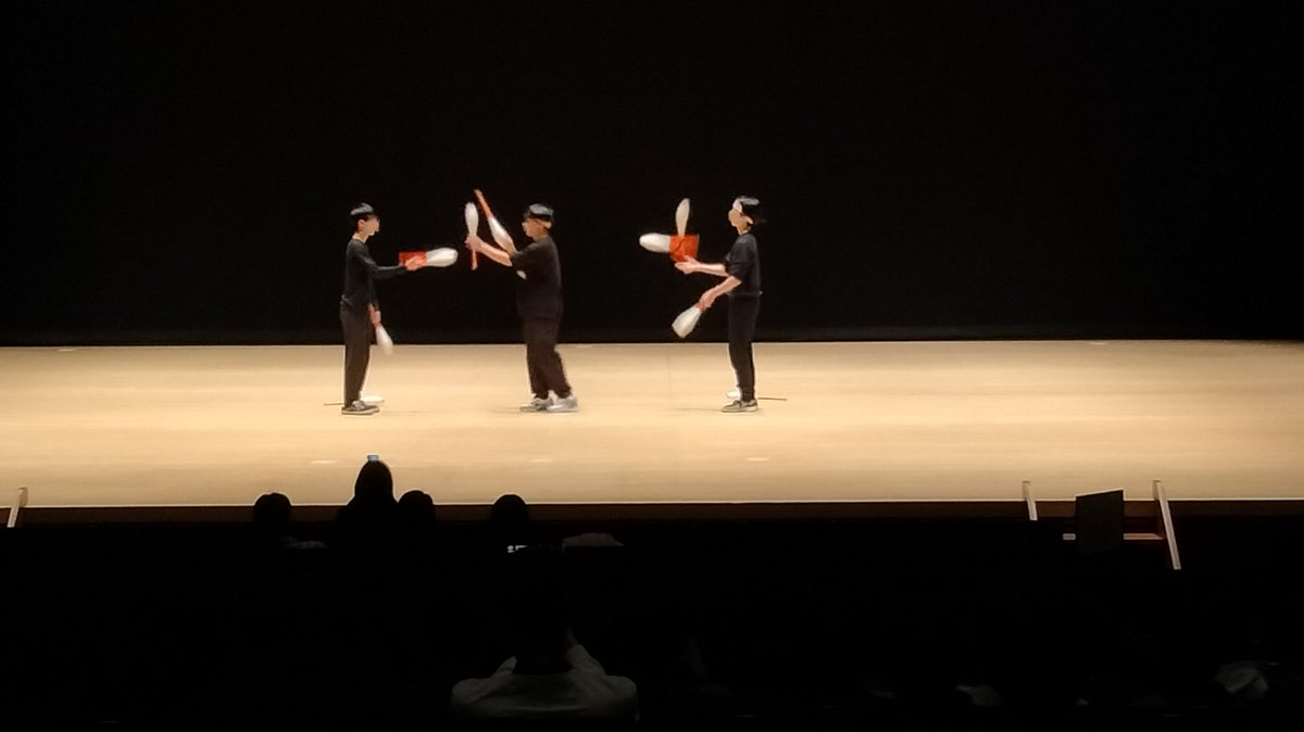 JugglingNARANJA's tweet photo. チーム部門がはじまりました!
#jsjf https://t.co/IIn2ks1slN