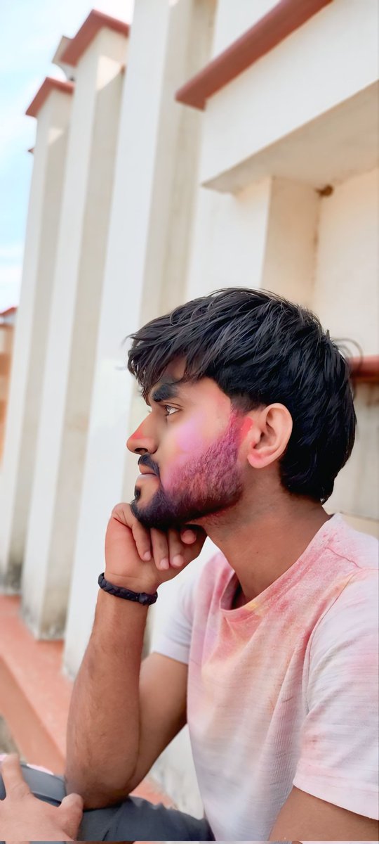 PUSHPENPATEL02's tweet photo. "होली हमें सिखाती है,
कि जीवन में हर रंग
जरूरी है ,चाहे वो सुख
का हो या संघर्ष का !!"
#Ram_Ram_ji 😊🙏 https://t.co/YwMs71Hj8S