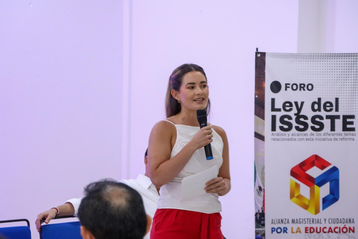 PRICampeche_'s tweet photo. La Ley del ISSSTE es un atentado a los derechos, ahorros y prestaciones de las y los maestros y trabajadores del Estado.
Lo que intentan hacer con el #FOVISSTE es lo mismo que hicieron con el #INFONAVIT. 👀 https://t.co/terJHaKS0V
