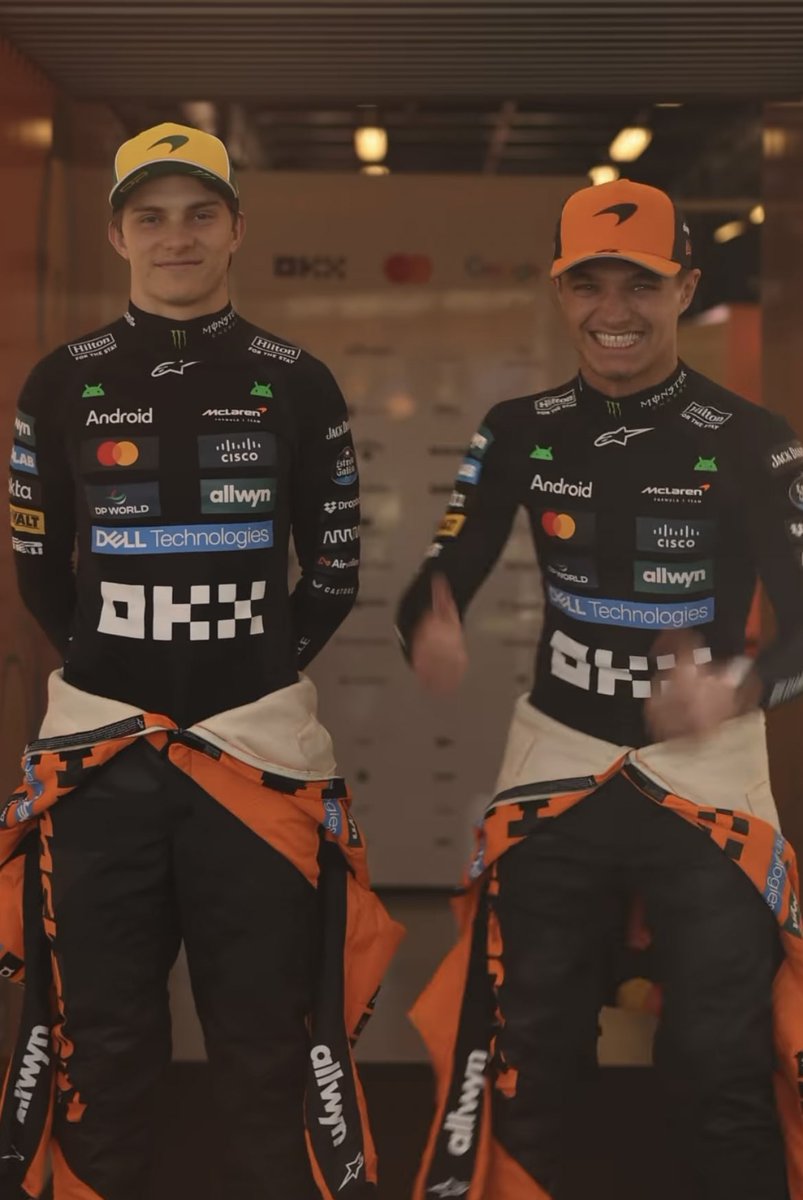 molly 🦦 tweet media