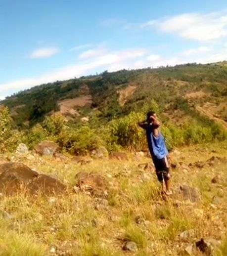 Luckylock123's tweet photo. Ibaze ko iyi film iri Hafi gusohoka 
Amashusho agaragara afatirwa Cong 
Niba ukunze kumva no kureba byishi biri kuba muri RDC ntizagucike yitwa Ingoro y'ibyisi https://t.co/4LDxqXhyIh