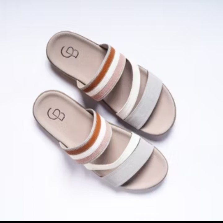 ayunqee's tweet photo. Biar makin lengkap, jangan lupa sandalnya. Kalau kamu nyari sandal flat under 100k, aku rekom produk ini. Udah 2 bulanan aku pake sandal ini. Nyaman bgt, nggak licin, nggak bikin kaki lecet. Semoga awet, sih. https://t.co/L9kfnVvoXr https://t.co/0yuprqYZWq