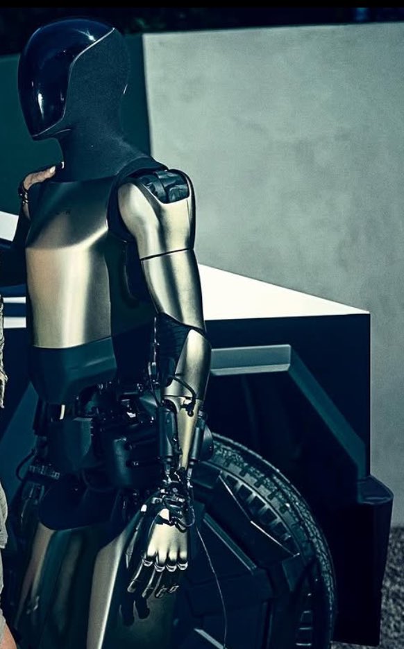 Elon confirms SpaceX will be putting Tesla’s Optimus robot on a Starship to Mars in late 2026.