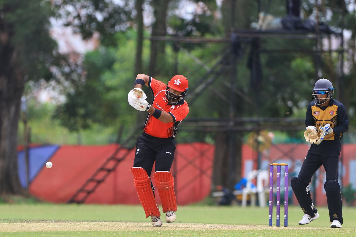 MalaysiaCricket's tweet photo. Strong start by HK openers to the chase; Zeeshan and Anshy off to solid start
π 48/0 (5.4); chasing 95
π Innings break at the Bayuemas
πΊ https://t.co/IB0O5iyNVe
π’ https://t.co/RRdUpyBndP
#MalaysiaT20I #MASvsHK https://t.co/2z4EEhin5t