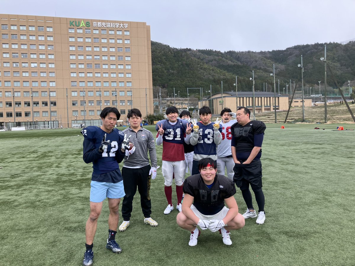 jpff_aggressors's tweet photo. 本日は京都先端科学大学@DAREDEVILS_KUAS 
大谷大学@2013bandits 
大阪工業大学＠rowdies_oit 
の合同練習のお手伝いに！

人が多くて楽しかったですね！

DM求む！
#アメフト #アグレッサーズ #JPFF #選手募集 #americanfootball #football #アメリカンフットボール #社会人アメフト https://t.co/HaoG3GsCIo