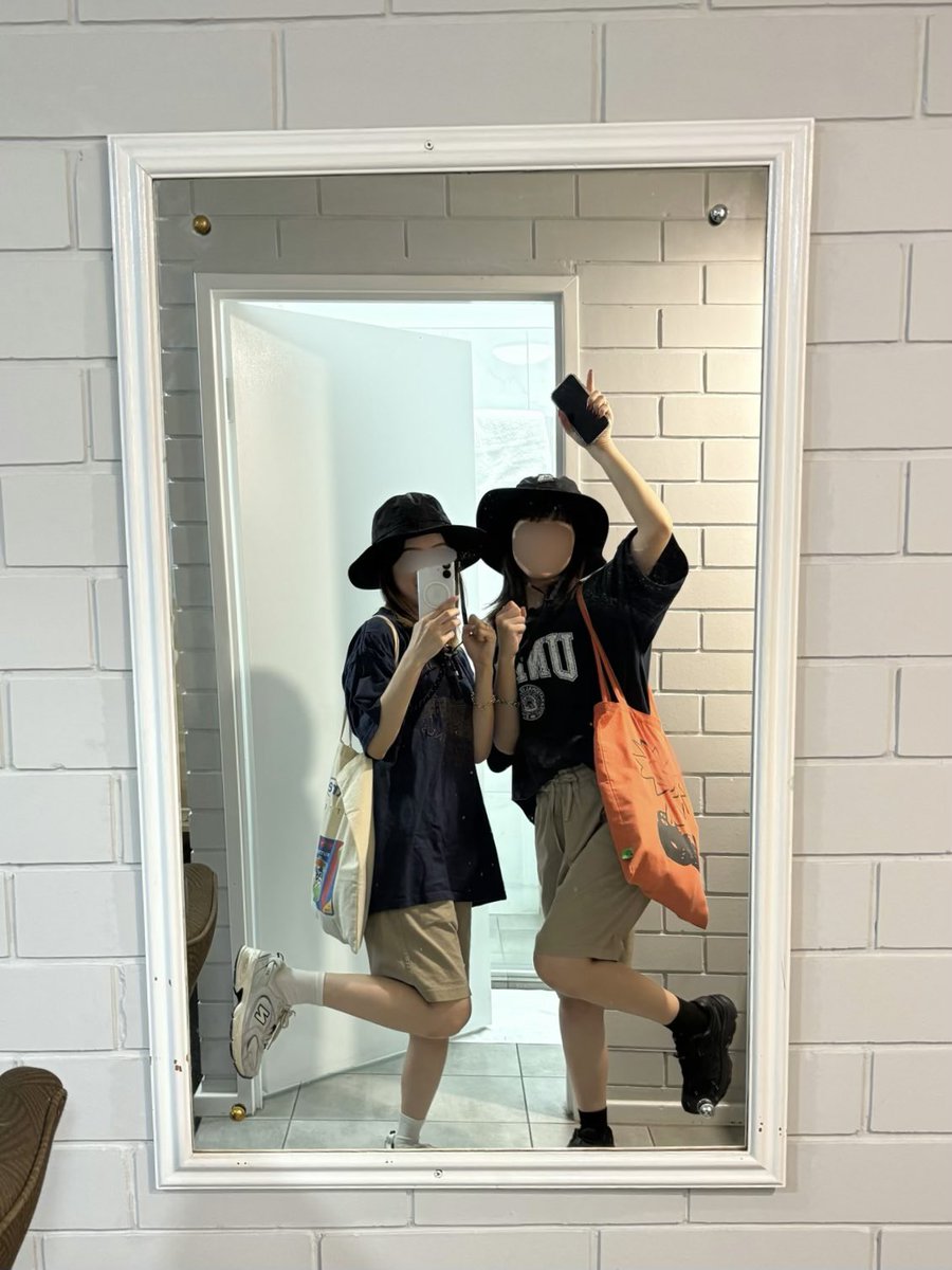 ____hkrf's tweet photo. 🧏🏻‍♀️〰️🎀 https://t.co/EEdMFdMFmF