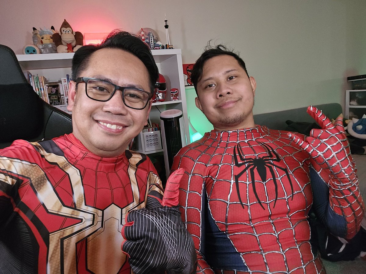 Thanks to my co-pilot @supermalbert for tonight's fun #MarioPartyJamboree stream! #spidey #cosplay #twitch