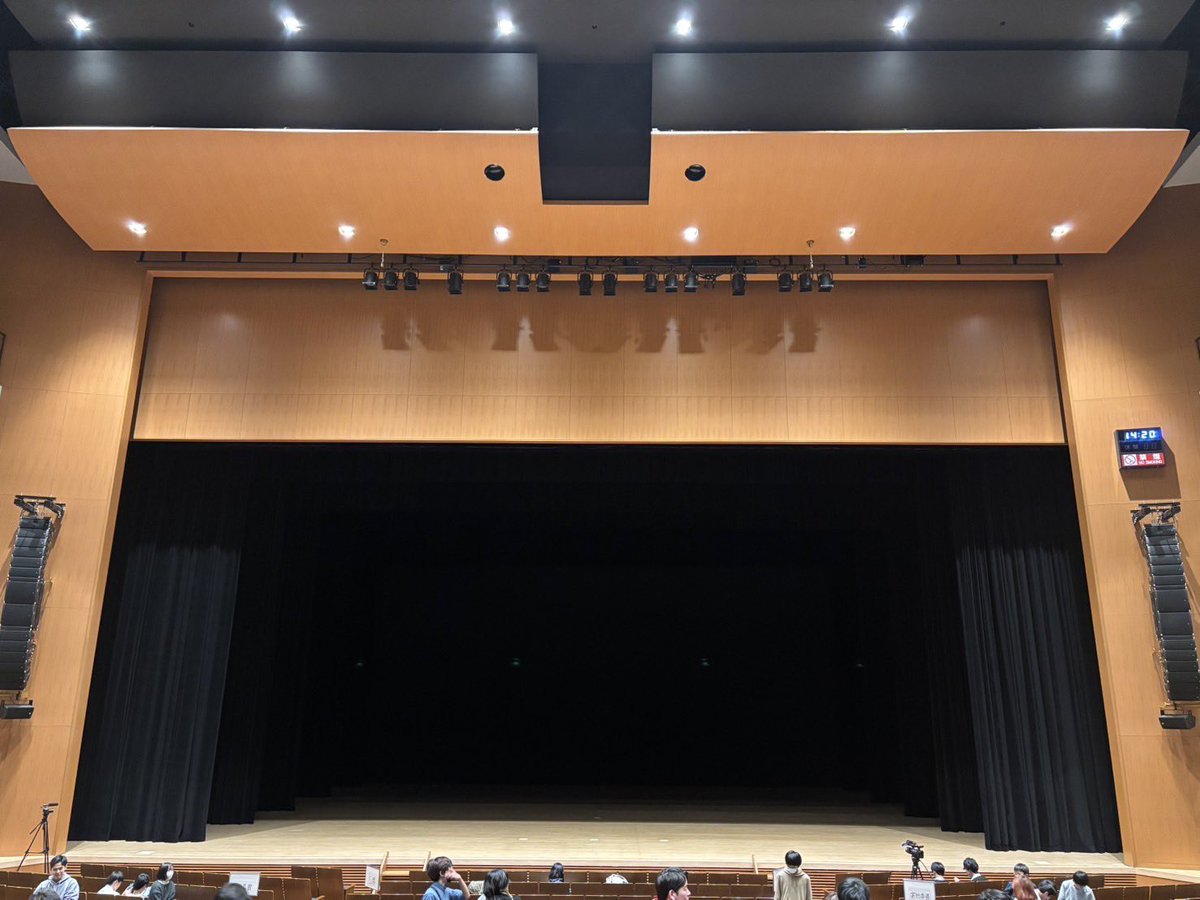 JSJF_'s tweet photo. 【絶賛開演中】 #JSJF
第15回JSJF、チーム部門と男子個人部門①の演技が終了しました!
男子個人部門②は14:35からです! https://t.co/pY1xsjw6Bb