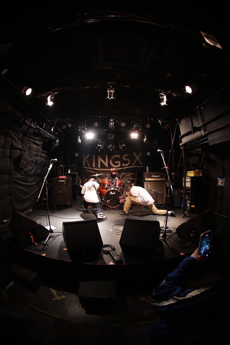 spark_out_3's tweet photo. 2025.03.14
｢Catch you later｣at.KINGSX

最後大好きなバンド達と大好きなライブハウスとあなたと最高の夜を過ごせました。
本当にありがとうございました！

また会おう！！ https://t.co/PCBDwOXTBB