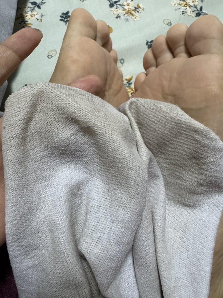 黄推福利内容 - 云朵小羊的原味屋的精彩图片 福利姬云朵小羊的原味屋分享的黄推图片2 - 网红私拍内容