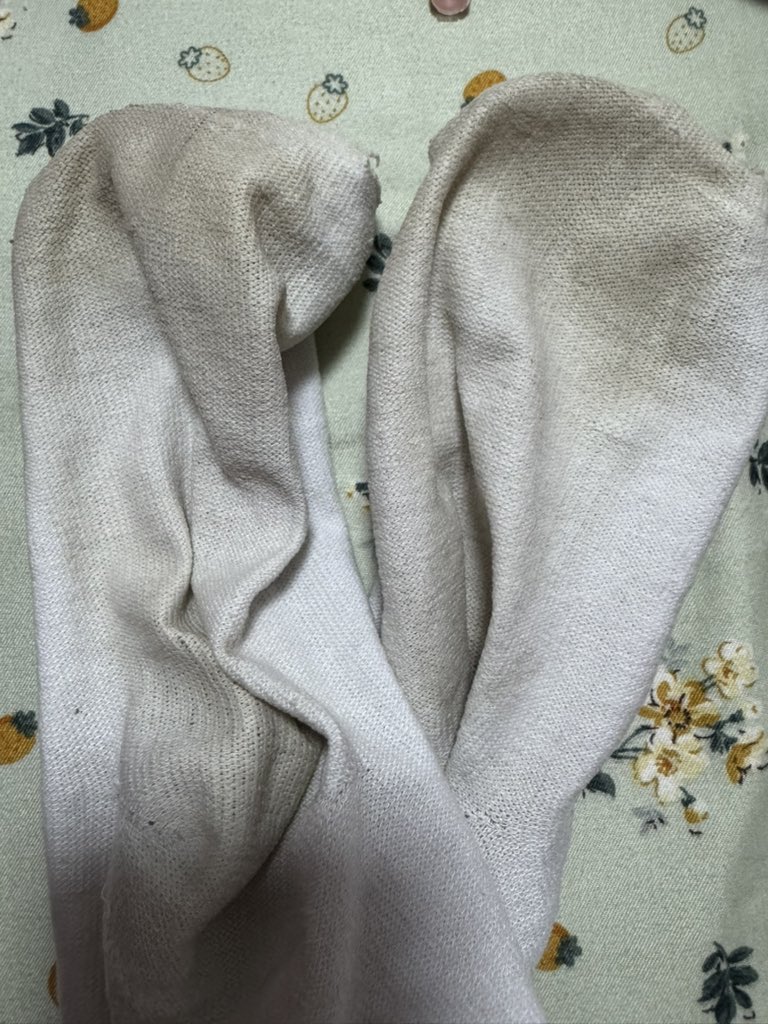 黄推福利内容 - 云朵小羊的原味屋的精彩图片 福利姬云朵小羊的原味屋分享的黄推图片3 - 网红私拍内容