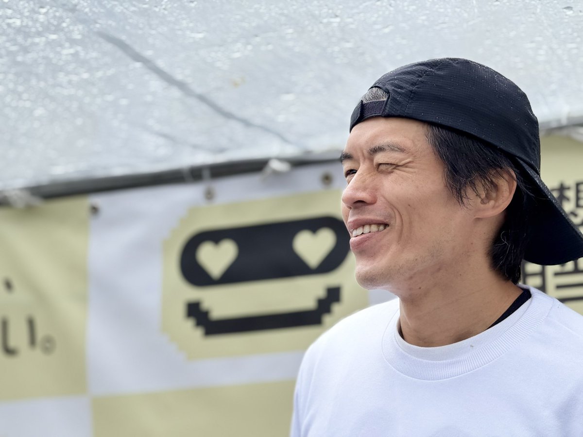 chakerapod's tweet photo. @kazuch0924 イベントお疲れ様でした！
楽しい時間をありがとうございました😊
子供達もカズさんに会えて喜んでました♫
気をつけてお帰りください🙇🏻‍♀️
今日のイベントのベストショットをどうぞ☺️ https://t.co/j268pDdMlp