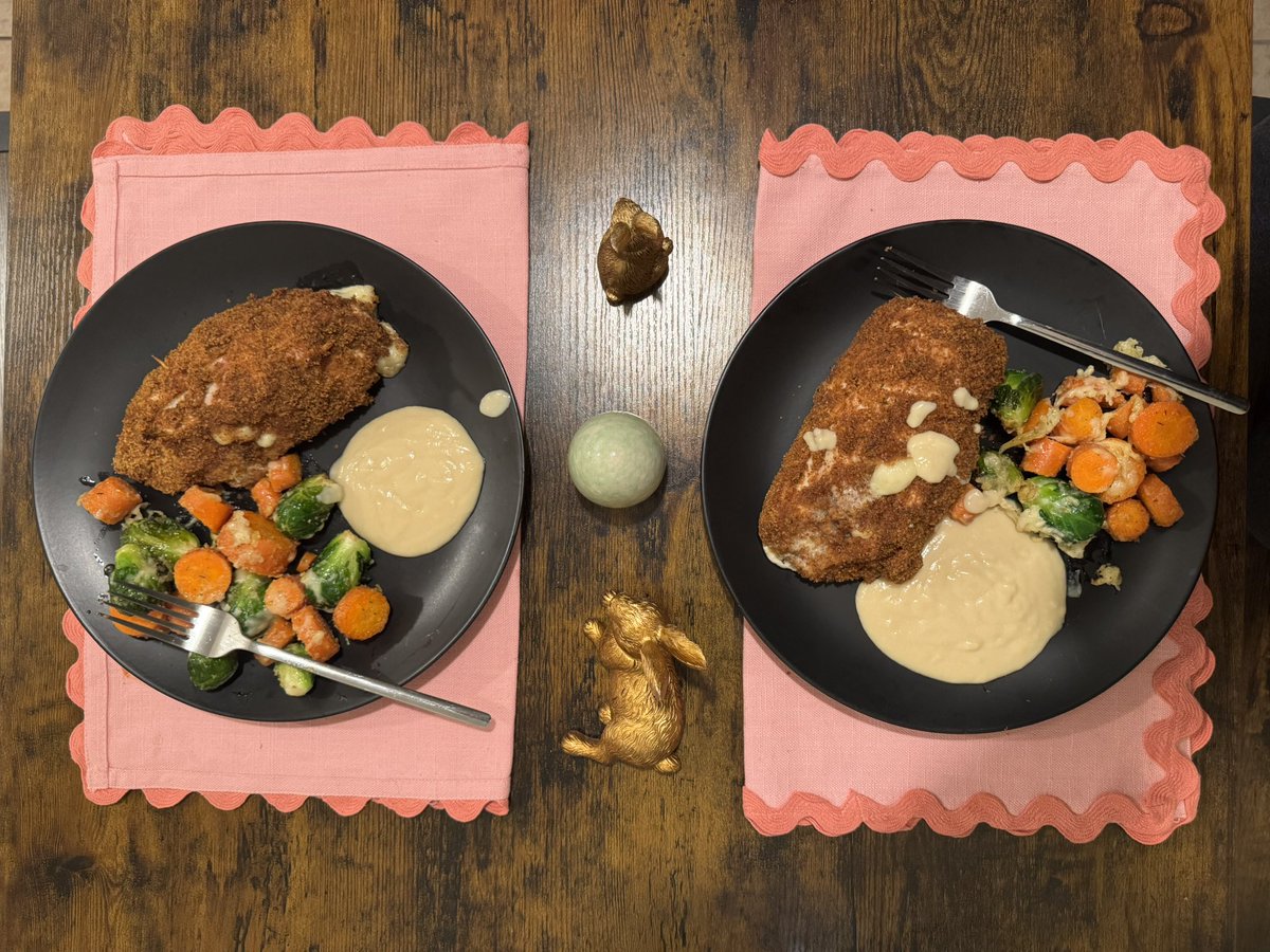 Ms. Riot tweet media