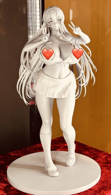 本日はネイティブグループの合同展示会場にお邪魔しました!彼女催眠シリーズより天龍寺琴のフィギュア原型、展示されてます!!でっっっっか!!!!むちっっっっっ!!! 