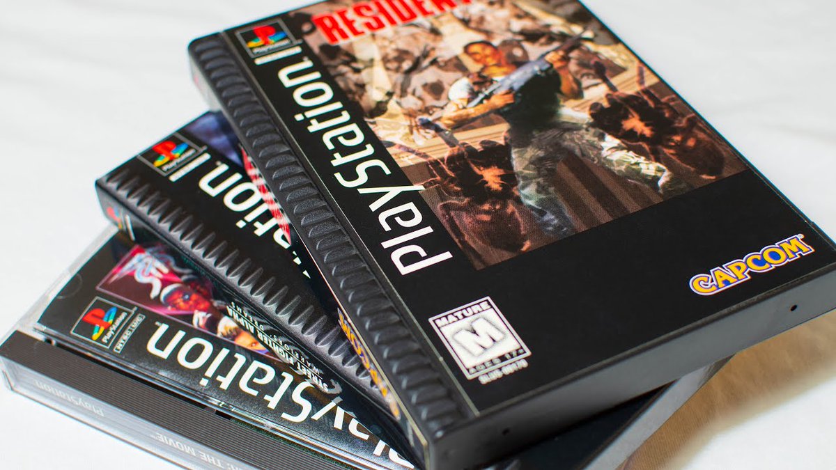 PlayStation’s first game releases came in a variety of ‘long box’ cases, in the same size as the Sega CD and Sega Saturn games. After 100+ releases, Sony changed to the then standard jewel cases.