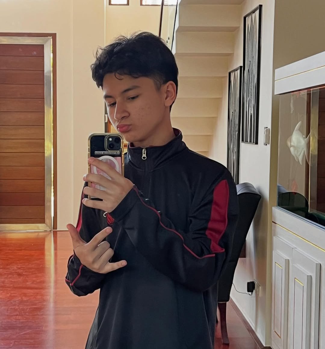 malachisgf's tweet photo. may keigan na pala omg, he's robbie wachtel!! https://t.co/31axepo8kB