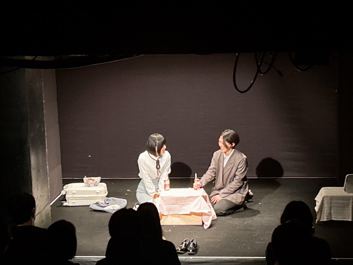 Ranunculus_unit's tweet photo. ＼本日本番日です！／
20:00～の第3部になります！
まだ当日券ありますので、ご希望の方がいらっしゃいましたら役者/スタッフのDMまでお願いいたします🙇‍♀️
ご来場いただく皆様、お足元お気をつけていらしてください！

⬇️これは前回公演のお写真📸 https://t.co/RFyphXKcJR