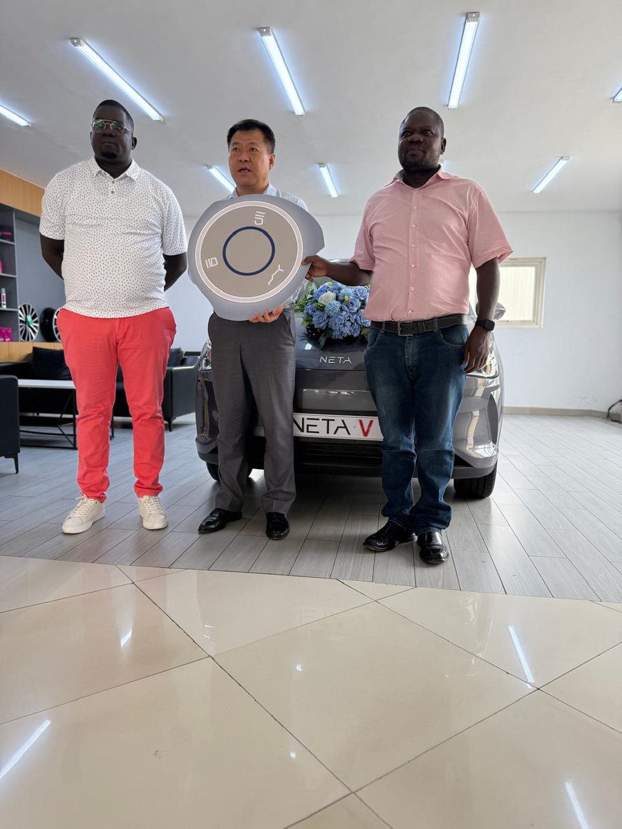mojaevafrica's tweet image. Another One Hits the Road! 

This sleek gray Neta V is now cruising through Mombasa, bringing its new owner style, efficiency &amp;amp; 100% electric power! 

Congrats on making the smart switch!  #Electricvehicles #DriveElectric #NetaV #MojaEV #MombasaRides #gogreen