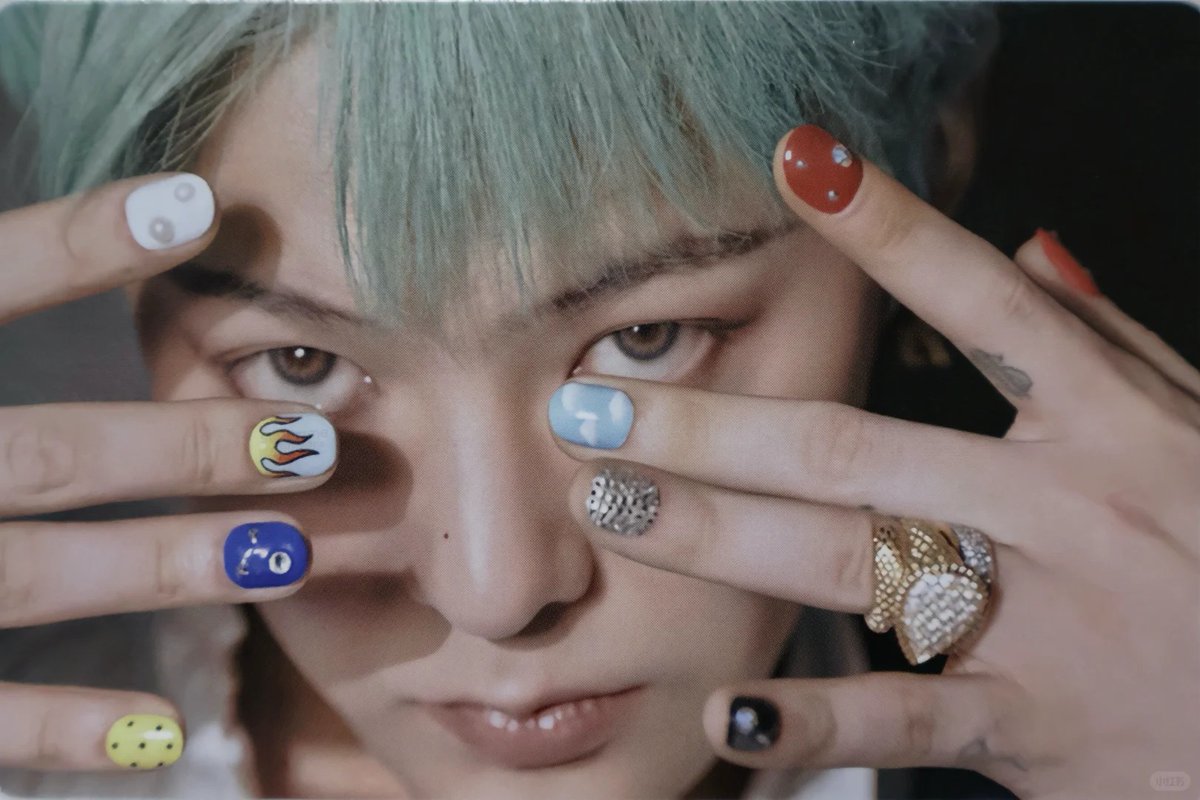 #GDRAGON 'Übermensch' Photo-cards

@ Peace减壹
#지드래곤 #지디 <a href="/IBGDRGN/">G-DRAGON</a>