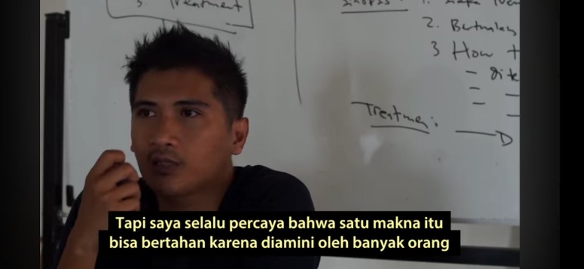 Maka berjuanglah, mempertahankan apa yang kita yakini bersama selama waktu masih ada, sebelum nafas sampai di kerongkongan.

Selamanya 14 Maret 1933! 

Selamat berpuasa dan akhir pekan.

*source: cuplikan dr YT (@)dobrakpagar edisi Bandung part 1.
