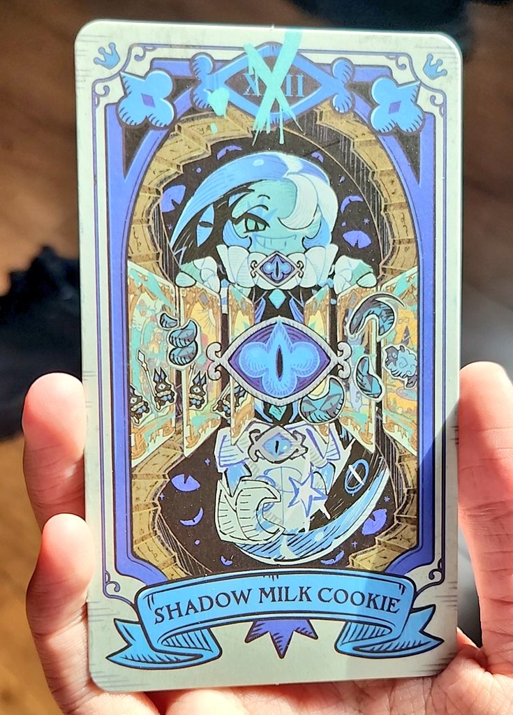 Hi guys I received the Cookie run tarot and people wanted pics so