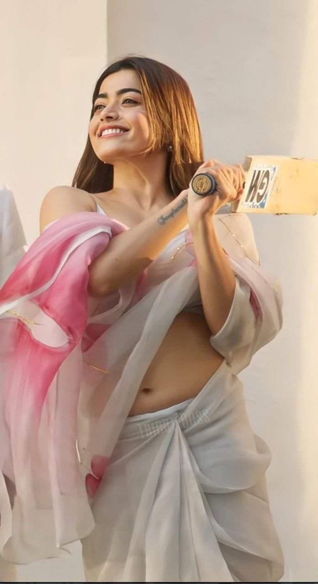 Rebelvicky1431's tweet image. The Moscow Cats Theatre claims to be the only cat-based circus in the world, which isn't correct, but one thing is for certain, the cats who perform in the show do some astonishing tricks. The question that has been raised is how exactly they were trained to do such unusual…