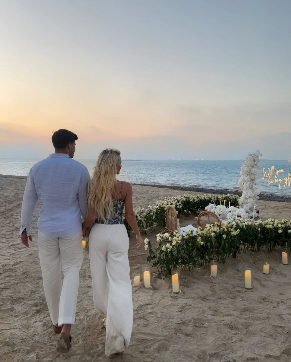 gawonysaur's tweet image. SCREAMING CRYING THROWING UP