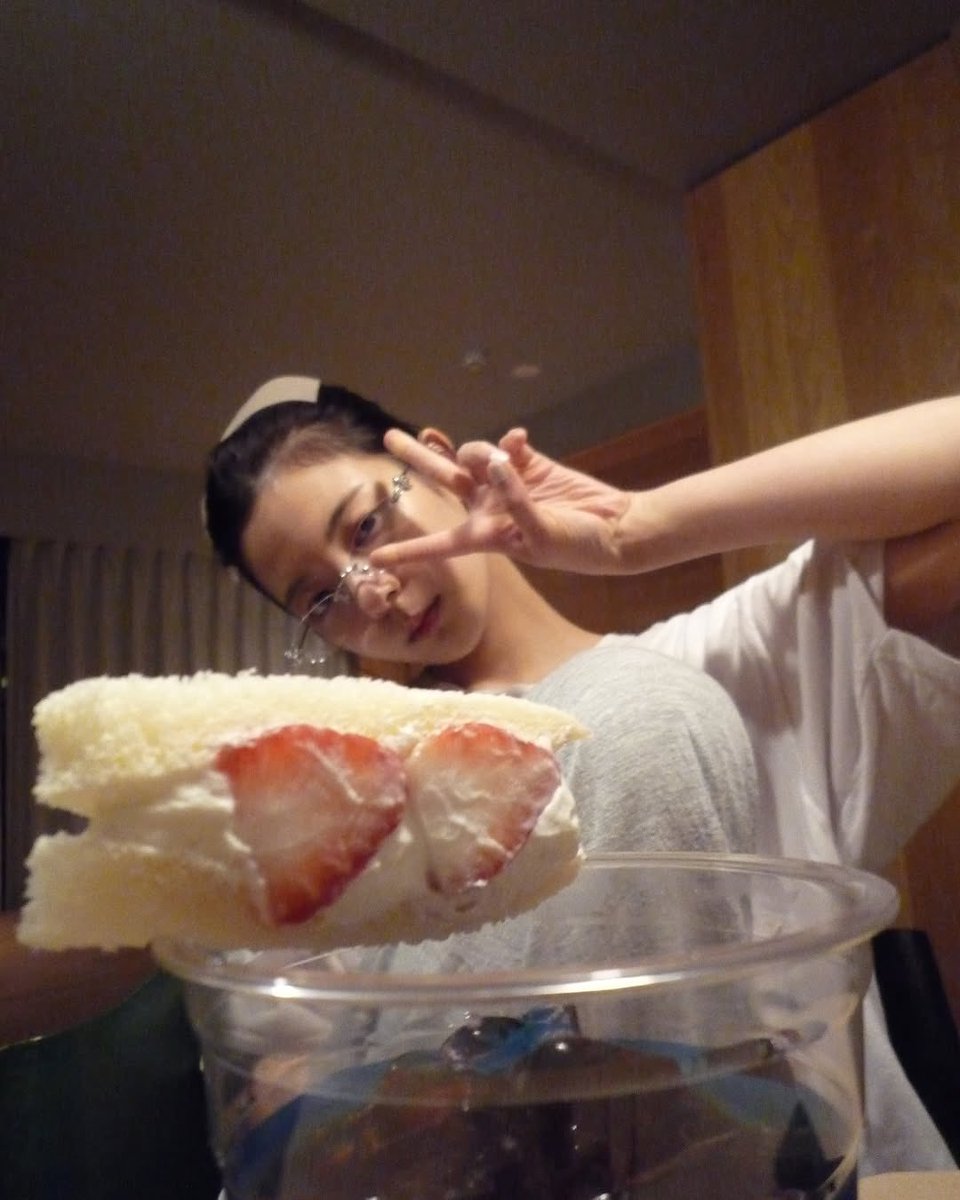 #LIA lia_loves___ instagram update