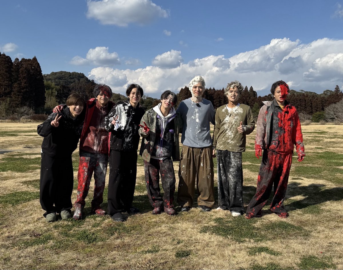 dokkirigp_cx's tweet photo. ＃菊池風磨 さんは審査員長のはずでしたが…最後は初落とし穴＆パイでしっかりレジェンドの勇姿を見せてくれました💜

予想外の落とし穴だった ＃原嘉孝 さんは冠番組に緊張したのか、ヘアピンを付けたまま撮影へ向かうおちゃめな一面も😂
 
＃timelesz の皆さん、ありがとうございました！ https://t.co/O8hxYP1gun