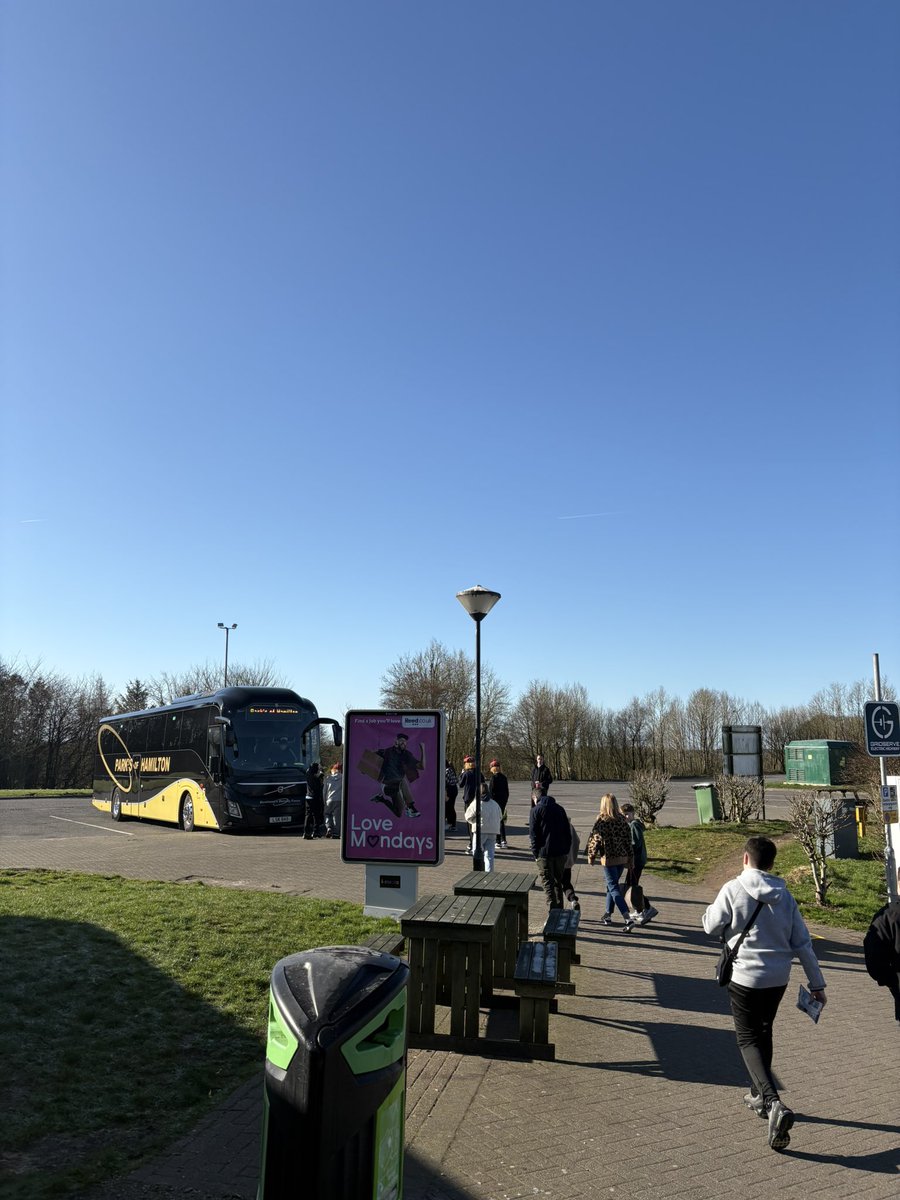On route to Manchester City V Brighton for the 3PM kick off. Excellent weather and everyone is excited for the big game ⚽️🏟️