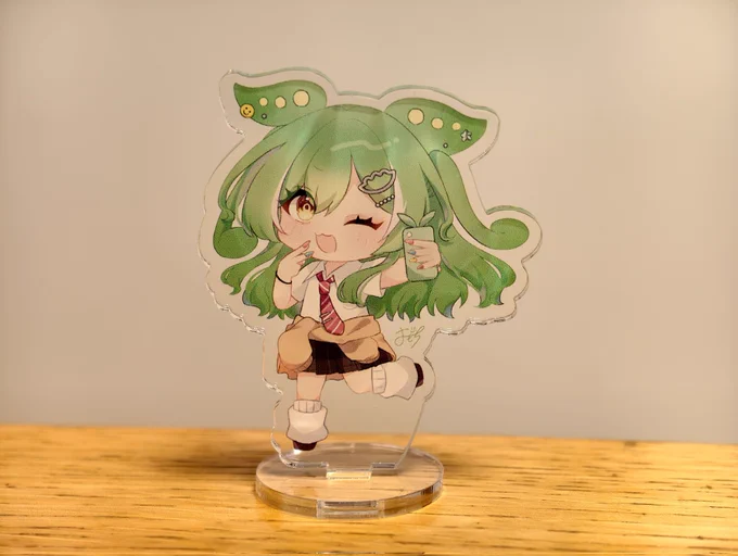 ギャルもんとギャルだもんとギャル増し増しのつむぎです3人並べるとめちゃかわ! 