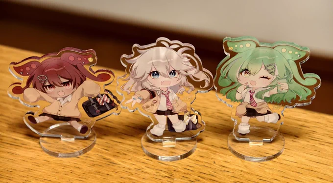 ギャルもんとギャルだもんとギャル増し増しのつむぎです3人並べるとめちゃかわ! 