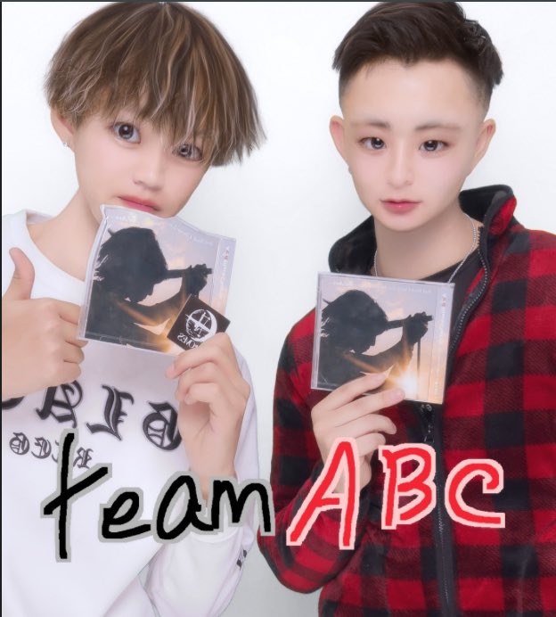 himuro_yasu's tweet photo. yasuの復活待っててねって言われた！
菊池さんの言葉で希望もてたな、
いつかLIVE行けるといいな、
あと転売してるやつ恥を知れ
#AcidBlackCherry 
#こころ配り 
#yasu
#横浜ビブレ https://t.co/62wBEaCL8e