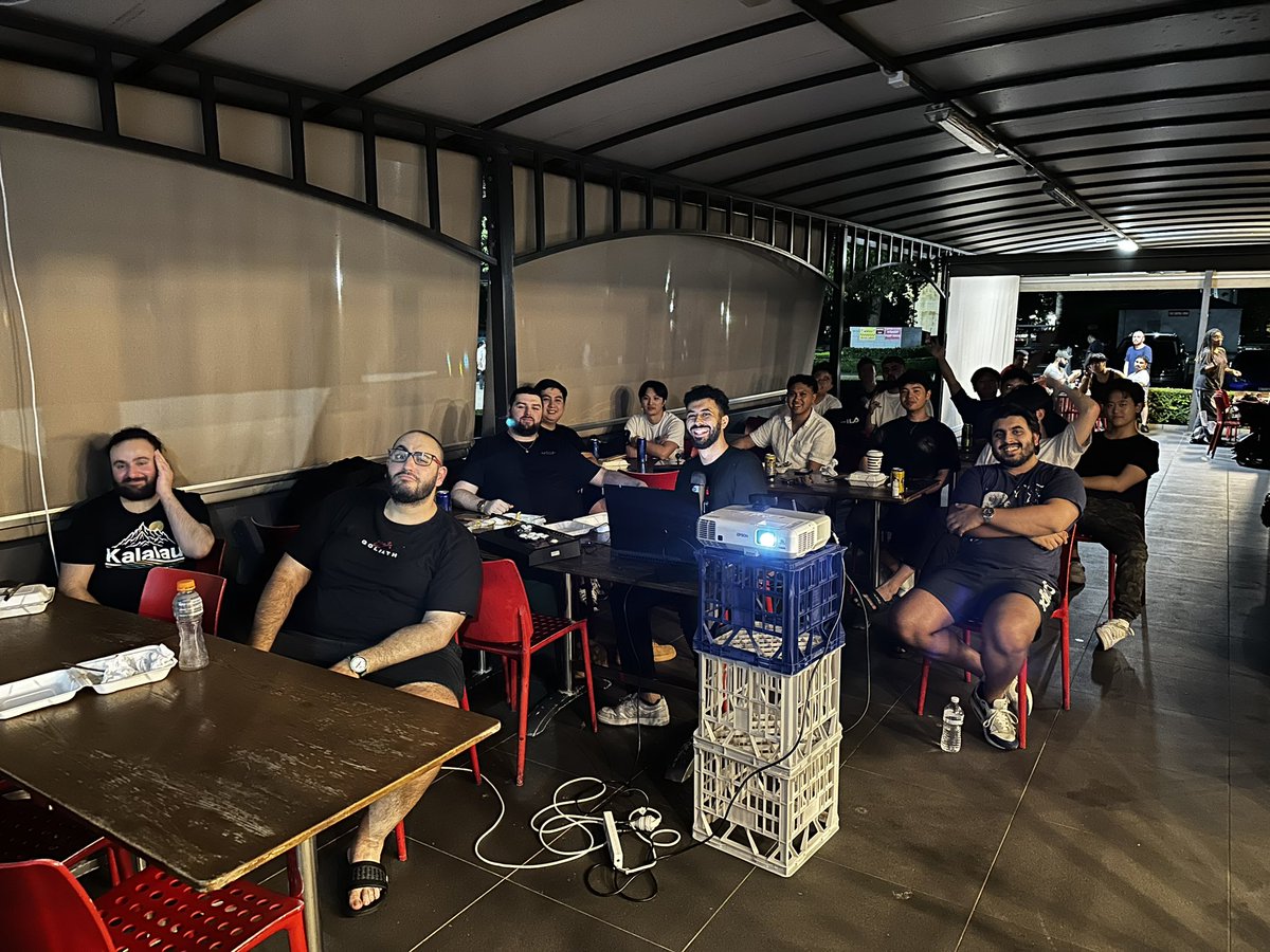 Danny’s Cafe tweet media