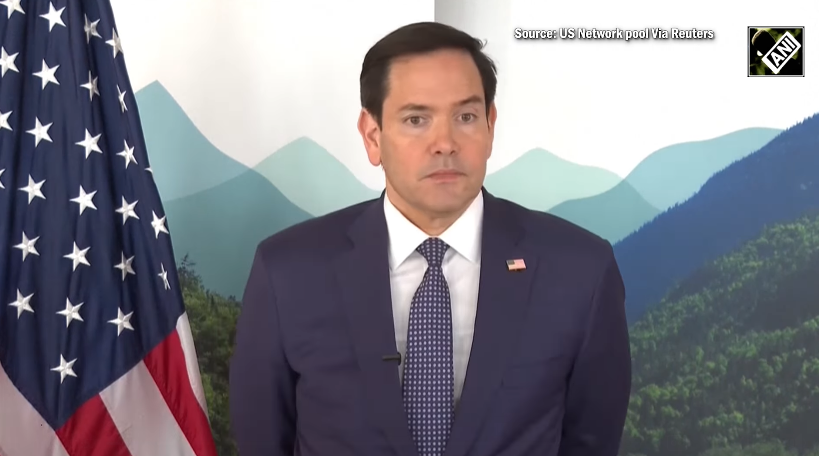 NOELreports's tweet image. 🇺🇸 A double standard. Trump won’t sanction Russia (yet) because he wants to attract Russia for peace talks, says Sec. of State Rubio.

Sanctioning the aggressor? ❌
Blocking weapons to Ukraine to force talks? ✅

Meanwhile, Russia keeps making demands with zero consequences. Why