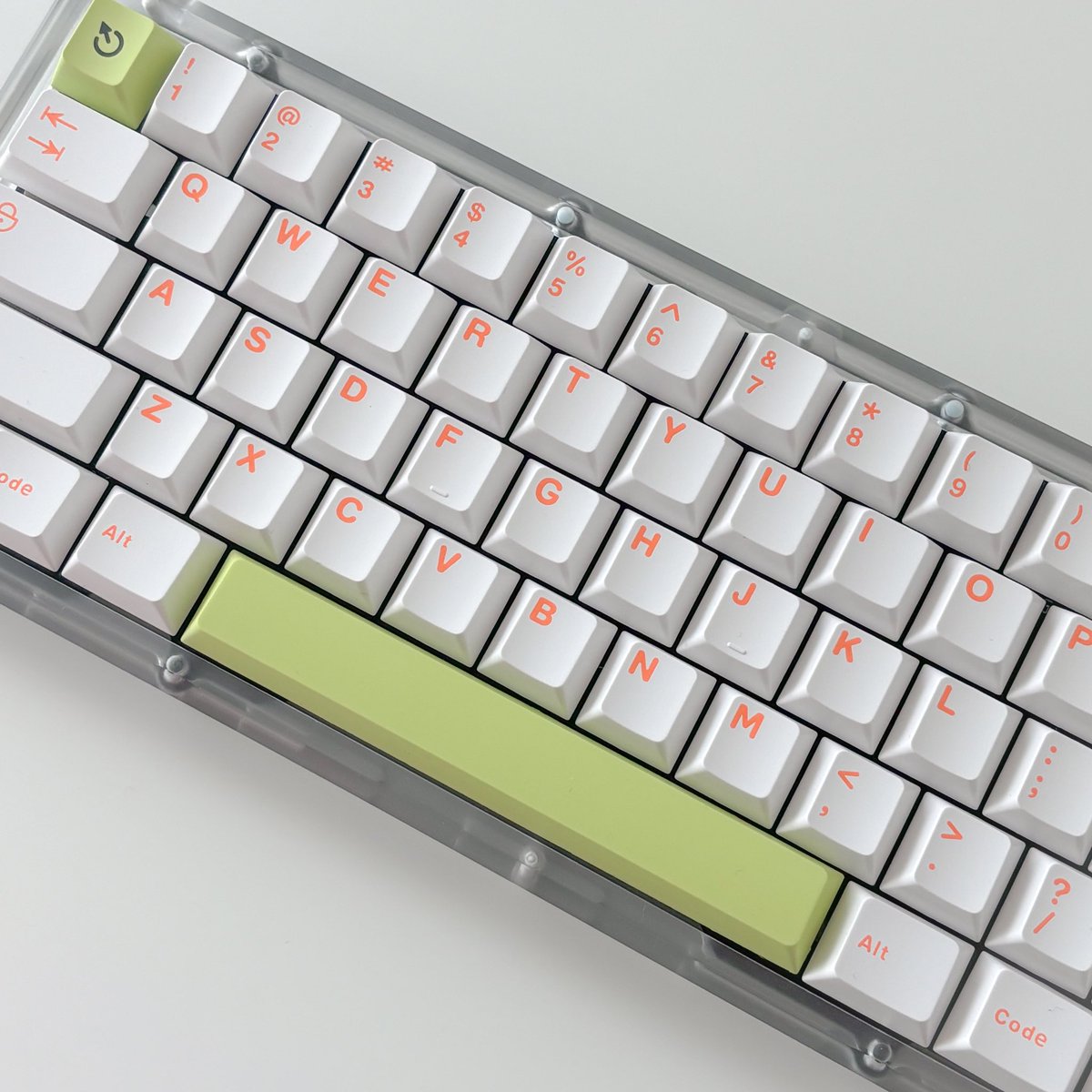 pluto_0h's tweet image. New Keyboard
제품명 모름/ @xoWLxxx 👍