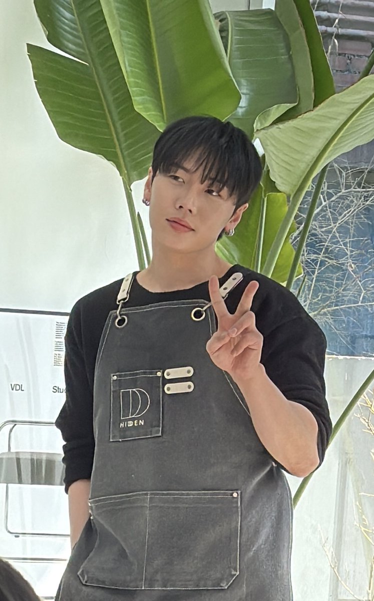 bbangya72 tweet picture