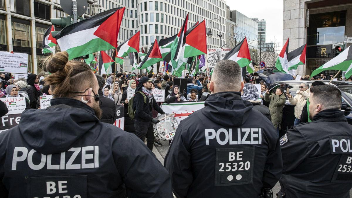 Zahl antisemitischer Straftaten in Berlin stark gestiegen to.welt.de/kWUyXFC