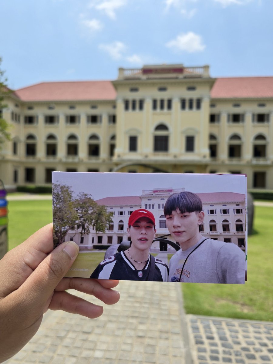 jjiija14's tweet photo. หลังจากรูปนี้คือกินแบบไม่หยุดสินะ5555
#CLOSEFRiENDss3_EP1
#OuRoadKhotFan
#DaouOffroad #ต้าห์อู๋ออฟโรด https://t.co/aaKbBe46Zz