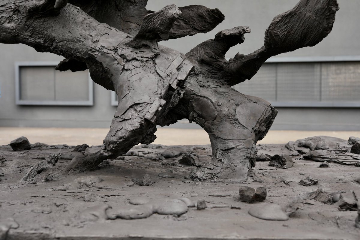 ⚠️NOMINATE your favourite PUBLIC SCULPTURE from 2024 ⚠️

for OUR 2025 PSSA Marsh Award for Excellence in Public Sculpture Fill in our quick and easy form HERE  pssauk.org/awards/ 
📸 past WINNER Tim Shaw RA Man on Fire <a href="/IWMNorth/">IWM North</a>