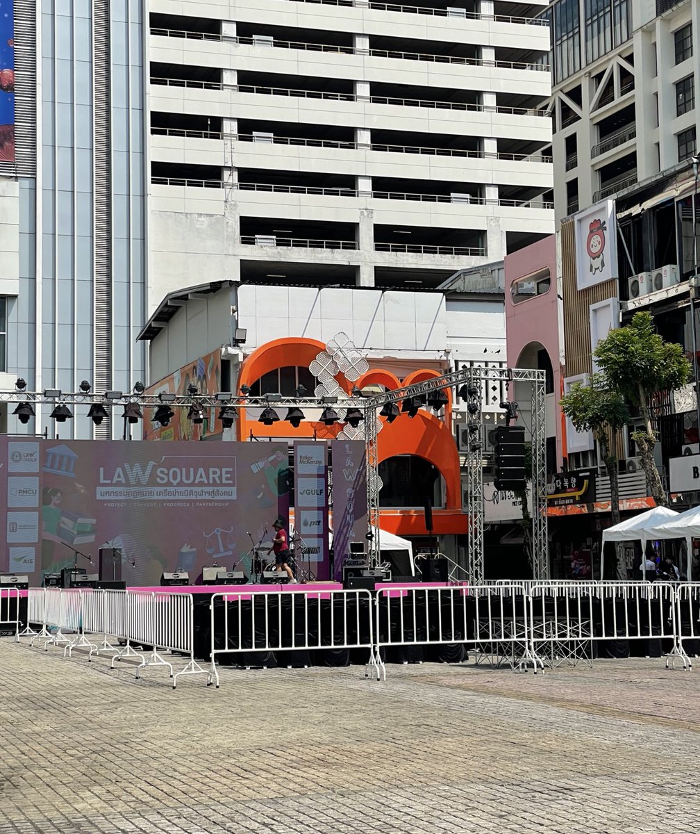 ntwntk_478's tweet image. เวทีใหญ่มากอลังการมาหาน้องโฟ้ดกันเยอะ ๆ น้าค้าบบ 🤩💖

@tawattannn 
#Fourthnattawat #โฟร์ทณัฐวรรธน์